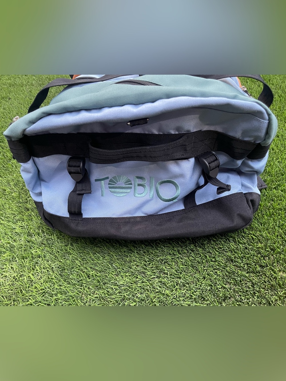 Brand New without Tags TOBIQ Hybrid Travel Duffel Backpack! ✈️🎒 - Picture 3 of 6
